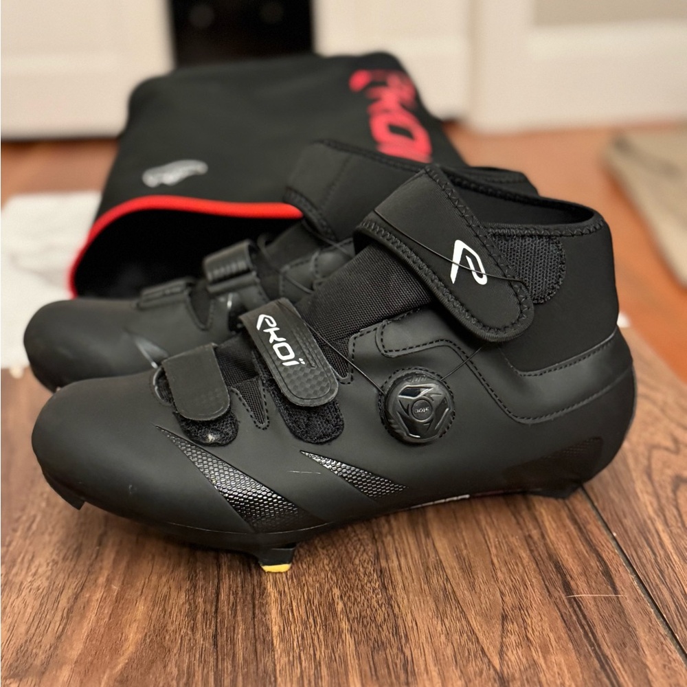 EKOI Perf Boa Winter cycling shoes- Black